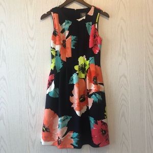 NWOT Vince Camuto Floral Scuba Fit & Flare Dress
